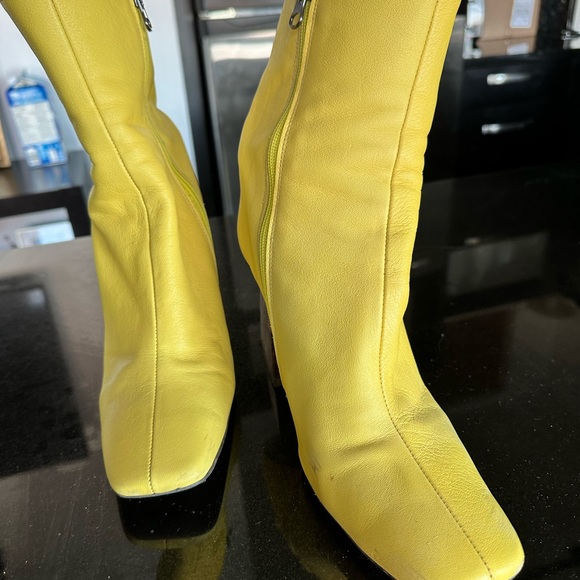 L’Intervalle yellow heeled bootie - Picture 3 of 4